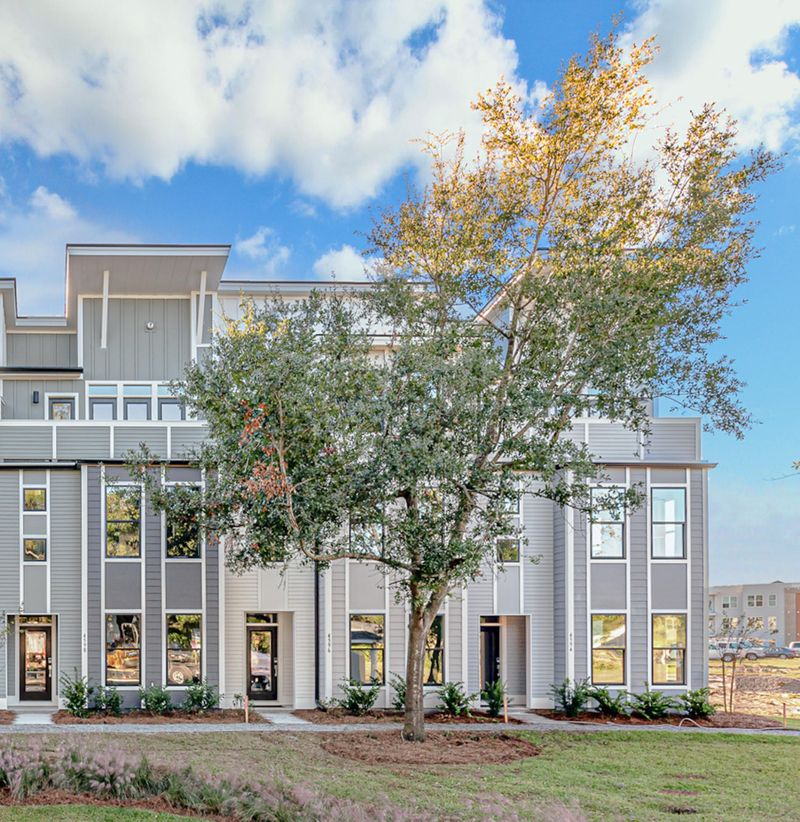 4596 Mixson Ave, North Charleston, SC 29405