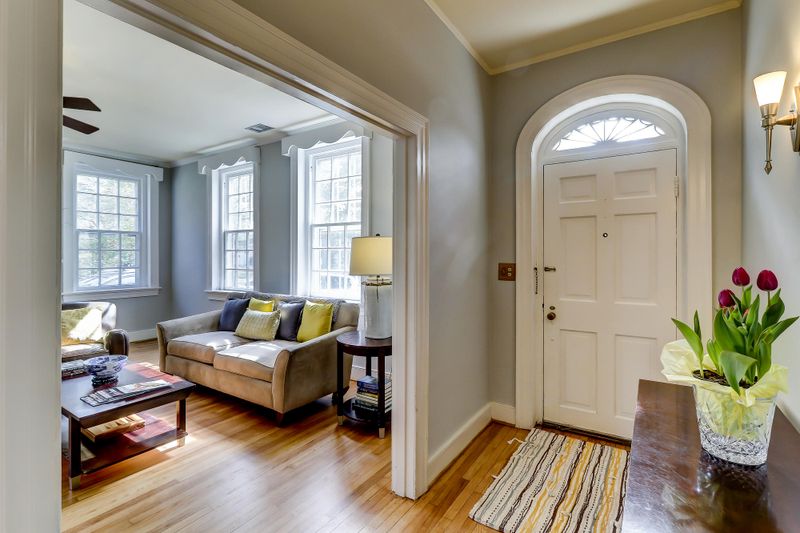 20 Beverly Rd, Charleston, SC 29407