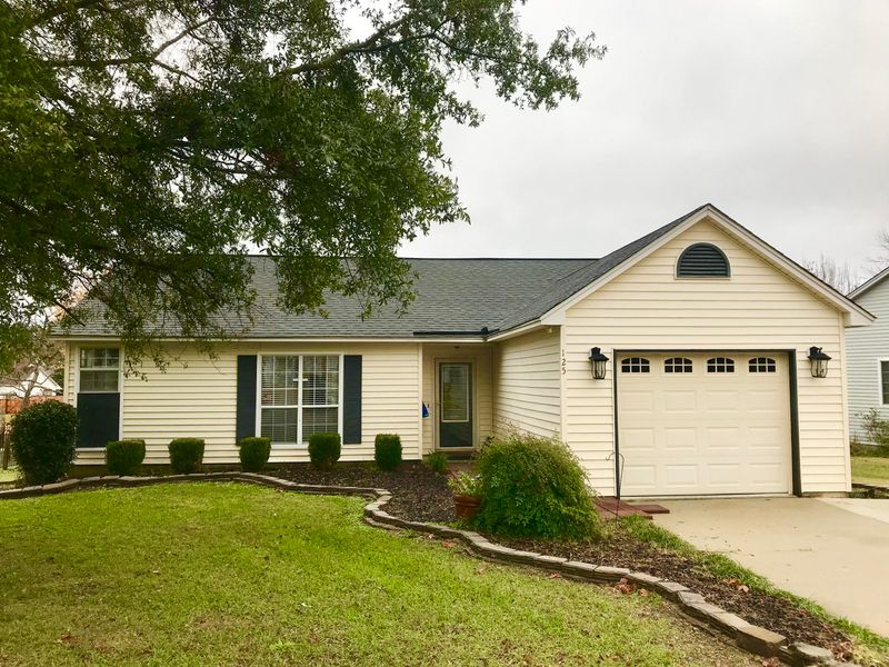 125 Alcester Rd, Goose Creek, SC 29445