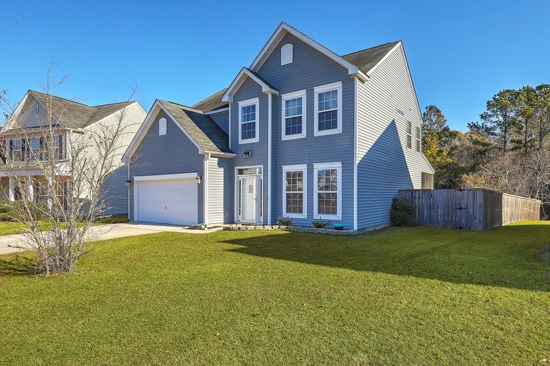 567 English Oak Cir, Moncks Corner, SC 29461