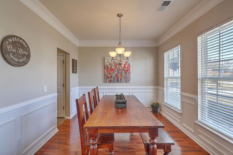 567 English Oak Cir, Moncks Corner, SC 29461