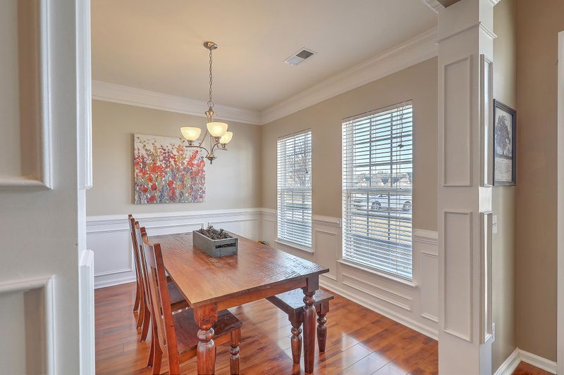 567 English Oak Cir, Moncks Corner, SC 29461