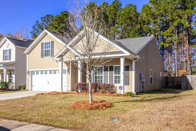 210 Maywood Dr, Moncks Corner, SC 29461