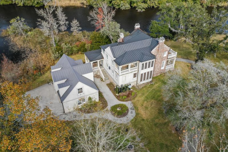 295 Osullivan Ln, Summerville, SC 29485