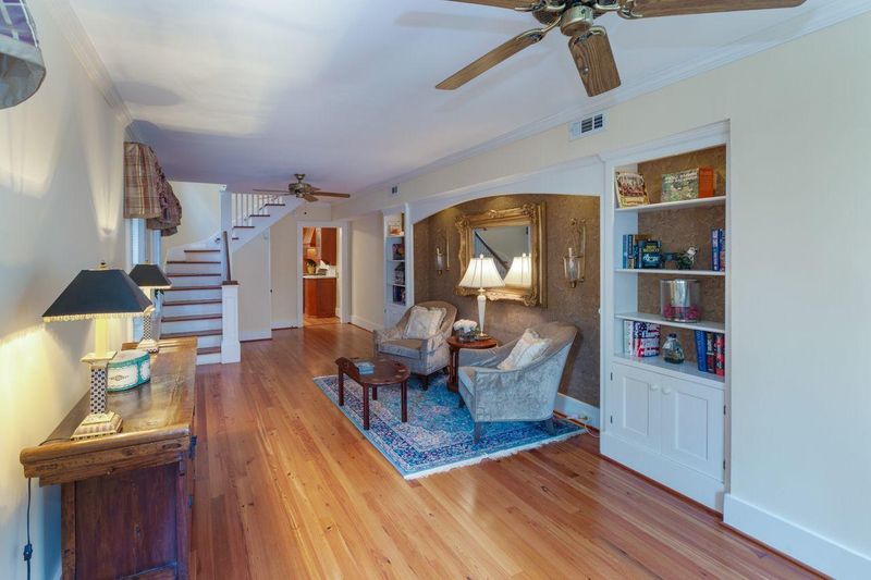 26 Wentworth St, Charleston, SC 29401
