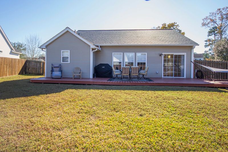 5111 Thornton Dr, Summerville, SC 29485