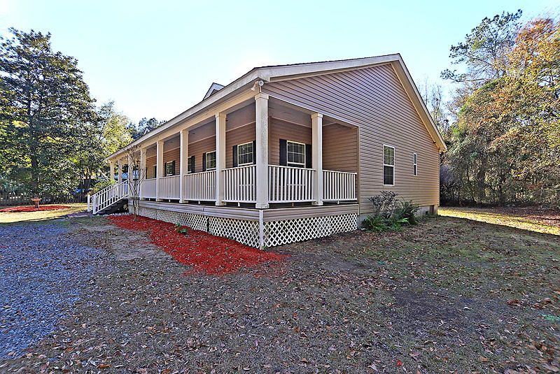 1588 Point Park Dr, Johns Island, SC 29455