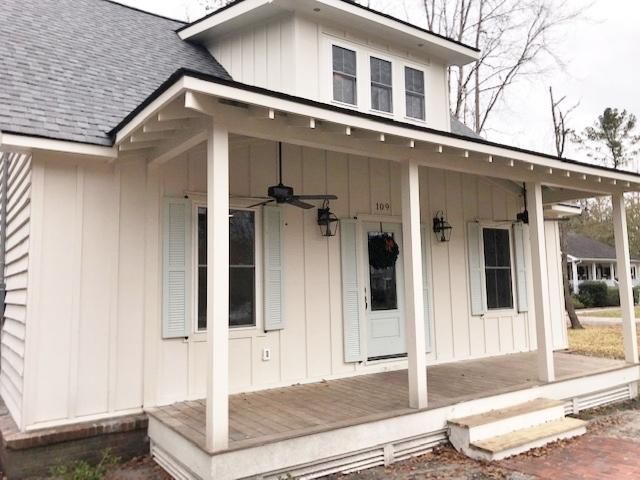 109 Tupalo Dr, Summerville, SC 29483