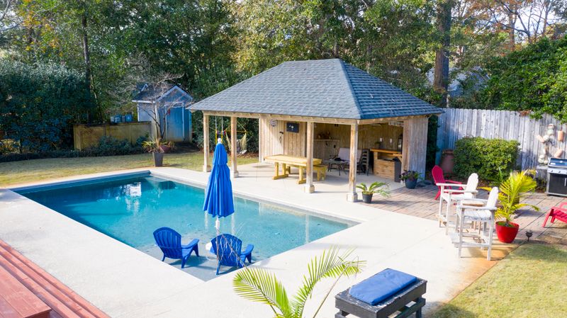 1065 Meader Ln, Mount Pleasant, SC 29464