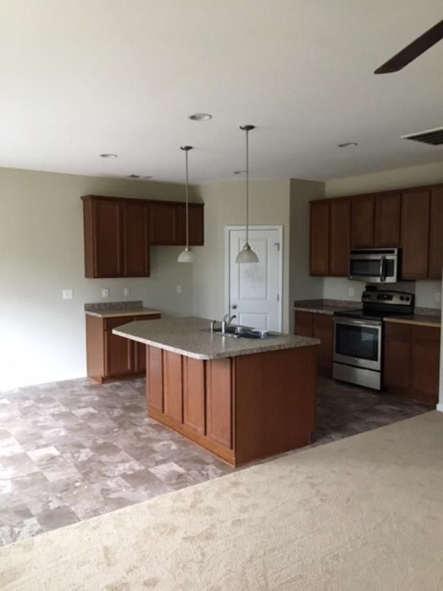 7830 Expedition Dr, North Charleston, SC 29420