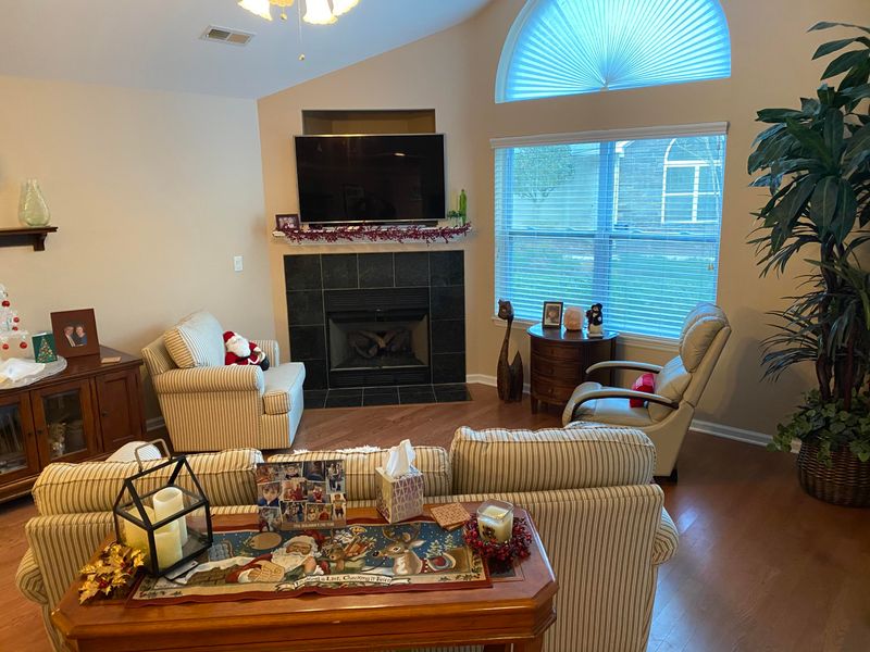 8800 Dorchester Rd #801, North Charleston, SC 29420