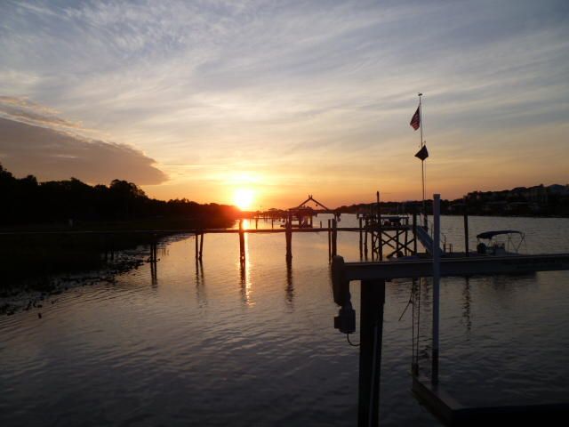 3425 Buccaneer Rd, Isle Of Palms, SC 29451