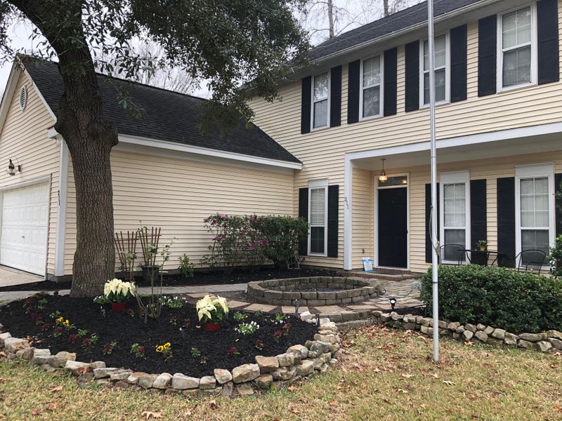 211 Indigo Ln, Goose Creek, SC 29445