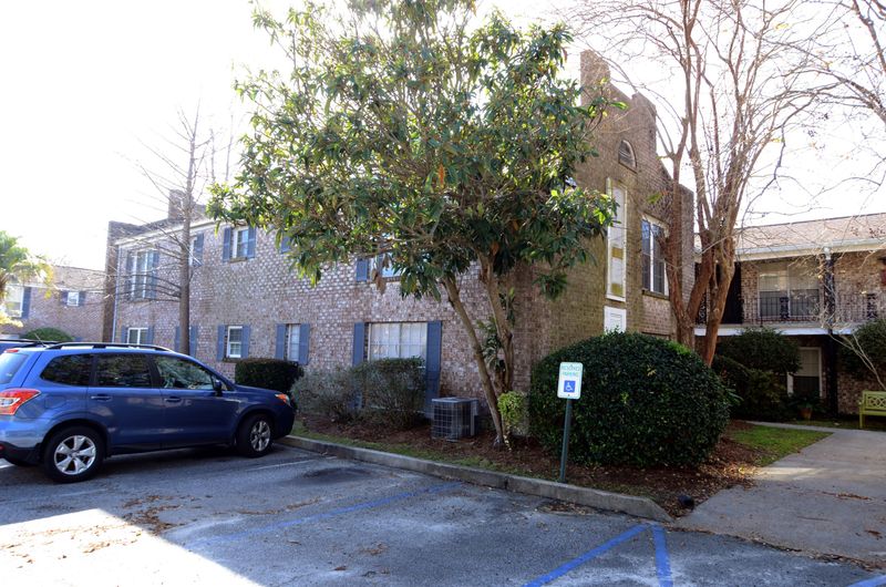 864 Colony Dr #B-28, Charleston, SC 29407
