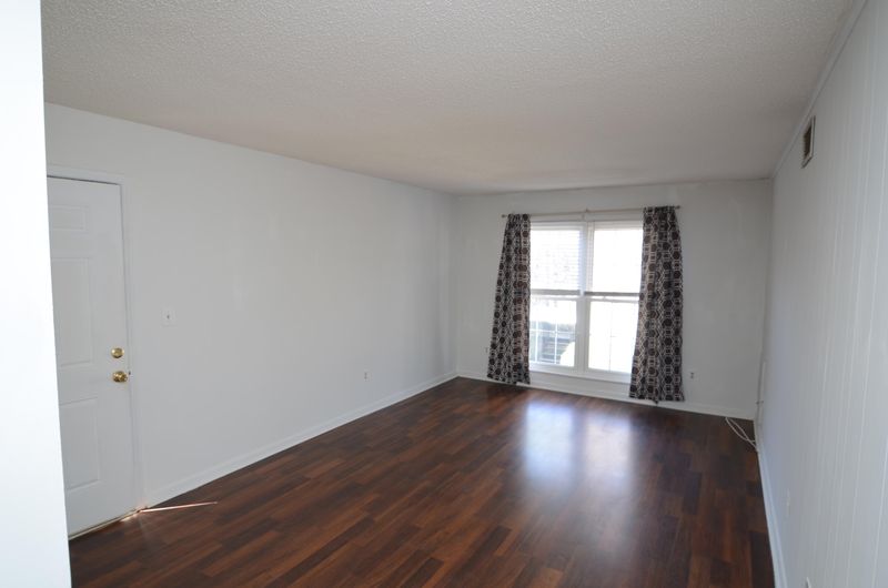 864 Colony Dr #B-28, Charleston, SC 29407
