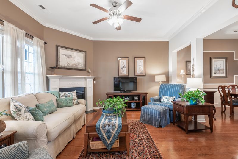 1104 Stillhouse Ln, Charleston, SC 29492