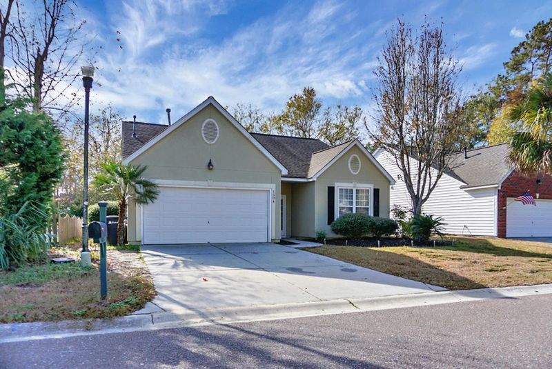 1504 Huxley Dr, Mount Pleasant, SC 29466