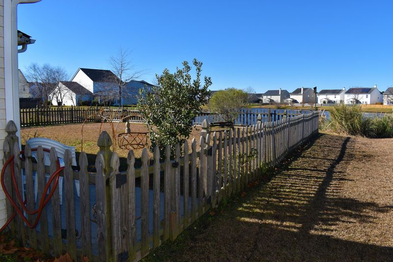 108 Lowery Ln, Summerville, SC 29483