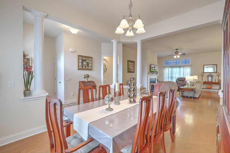 341 Decatur Dr, Summerville, SC 29486
