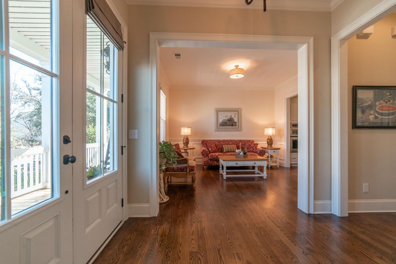 3101 Yachtsman Dr, Mount Pleasant, SC 29466