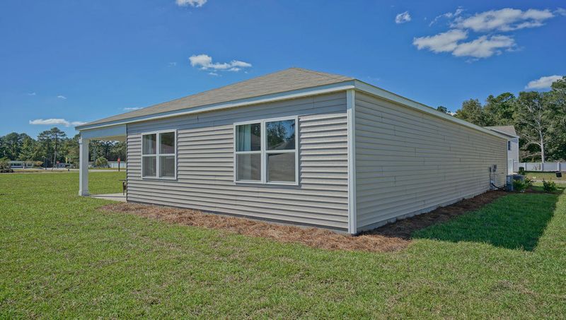 568 Wayton Cir, Moncks Corner, SC 29461