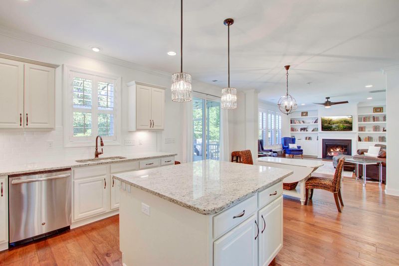 2307 Skyler Dr, Mount Pleasant, SC 29466