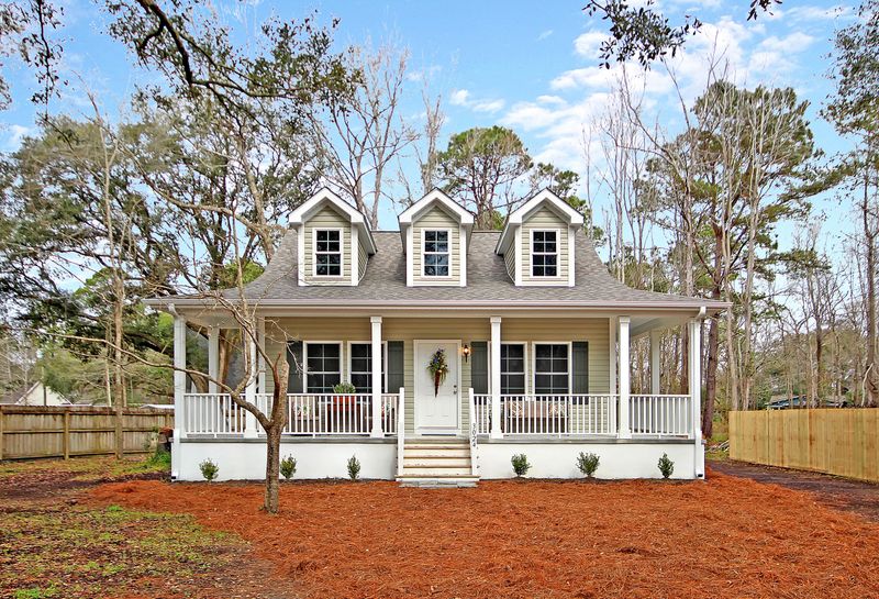 3024 Marlin Rd, Johns Island, SC 29455