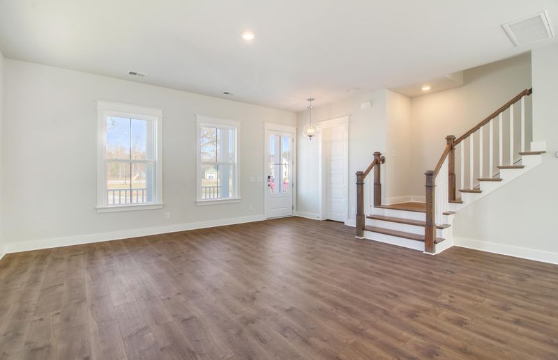 302 Julian Hamlet, Summerville, SC 29483