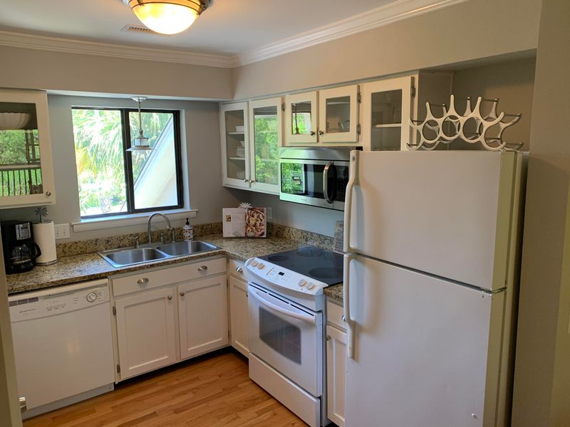 2004 Long Bend Dr, Seabrook Island, SC 29455