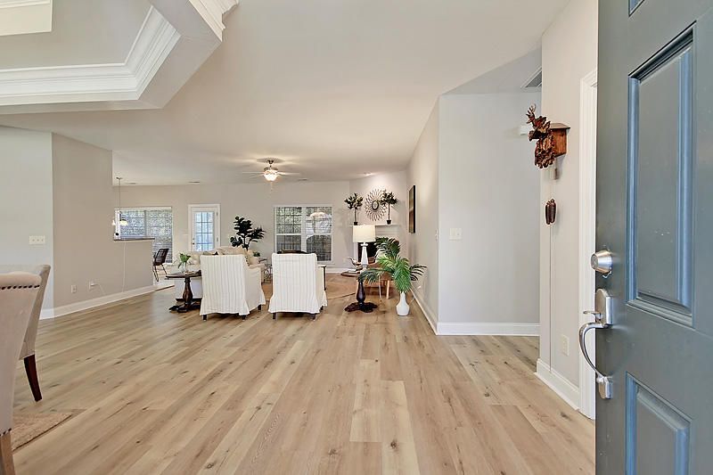 607 Hunters Haven Ln, Huger, SC 29450