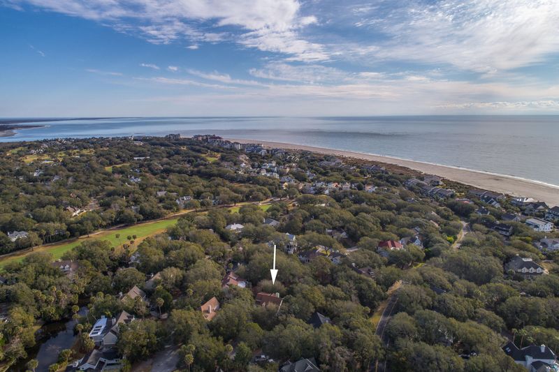 34 Fairway Oaks Ln, Isle Of Palms, SC 29451