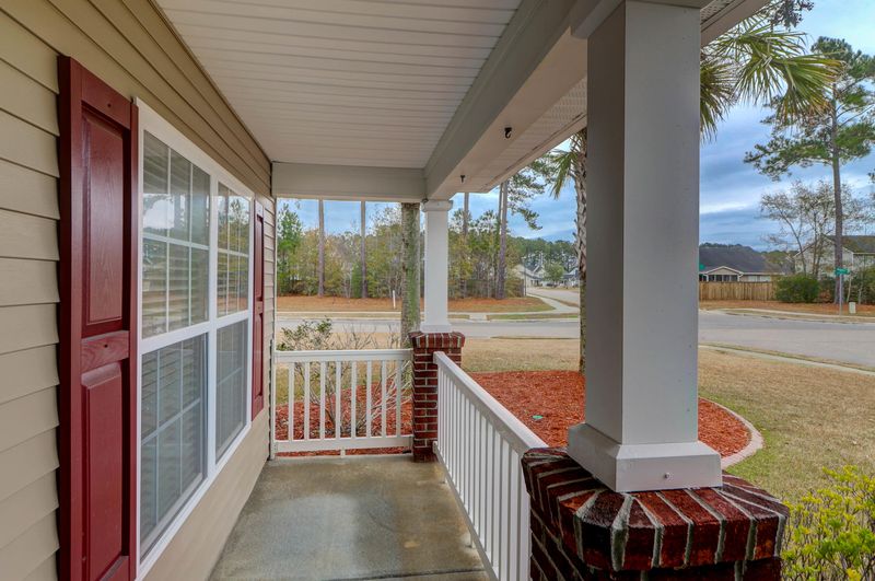 200 Waterbrook Dr, Goose Creek, SC 29445