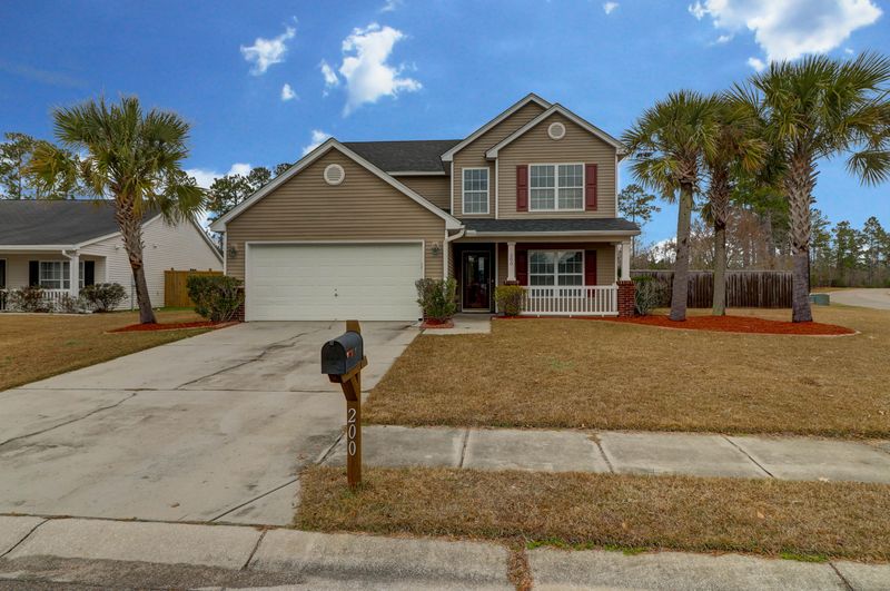 200 Waterbrook Dr, Goose Creek, SC 29445