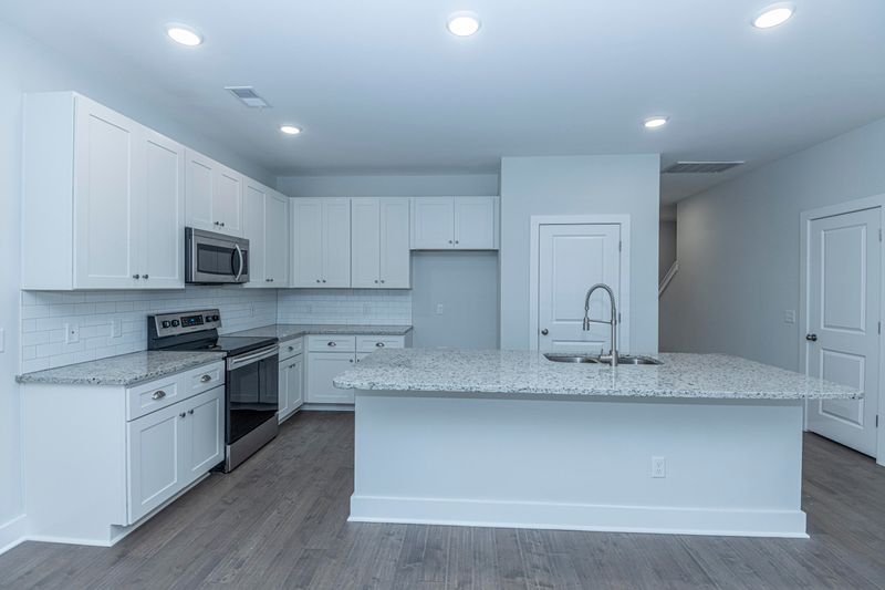 8218 S Antler Dr, North Charleston, SC 29406
