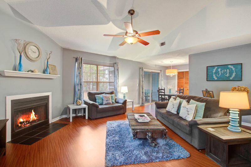 6221 Rolling Fork Rd #1405, North Charleston, SC 29406