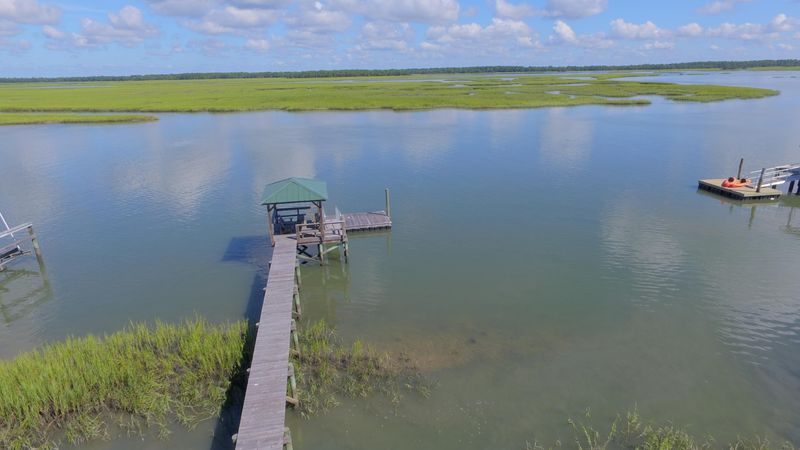 1199 Tabby Dr, Folly Beach, SC 29439