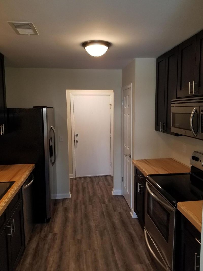 403 Waterwood Dr, Goose Creek, SC 29445