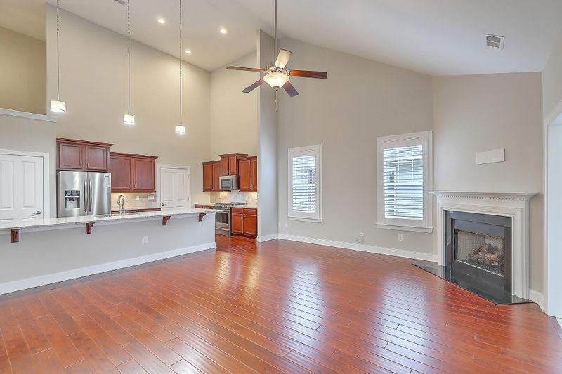 200 Brutus Ln, Summerville, SC 29485