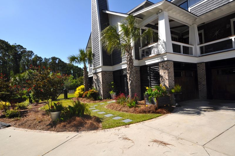 1781 Canyon Oaks Dr, Mount Pleasant, SC 29464