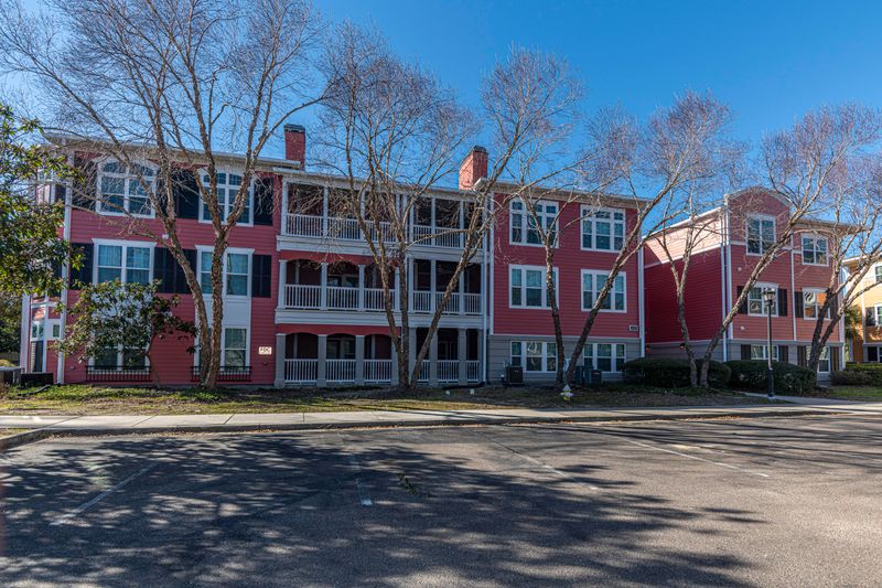 2121 Telfair Way, Charleston, SC 29412
