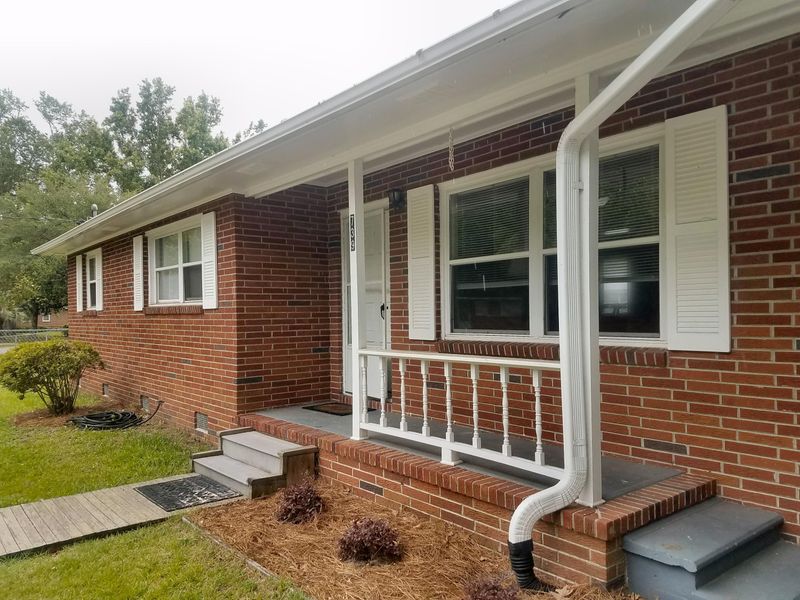 739 E Westchester Dr, Charleston, SC 29414