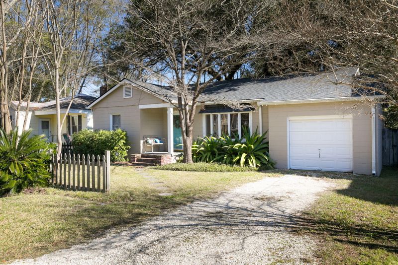 5006 Baylor Ave, North Charleston, SC 29405