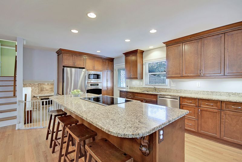 53 Norview Dr, Charleston, SC 29407