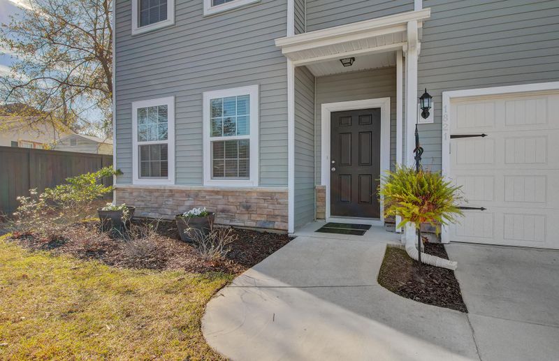 1821 Corvina Dr, Charleston, SC 29414
