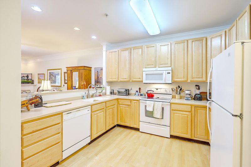 1025 Riverland Woods Pl #922, Charleston, SC 29412
