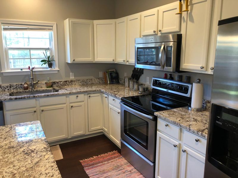 1877 Cornsilk Dr, Charleston, SC 29414