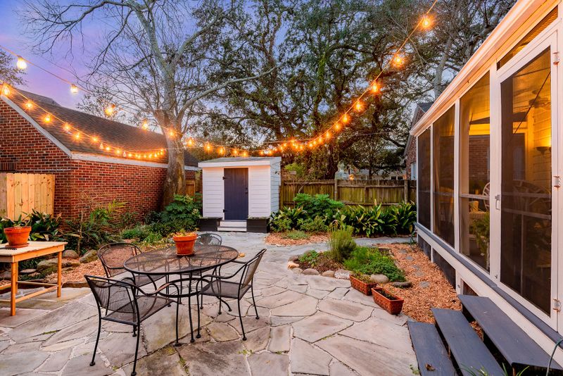 207 Grove St, Charleston, SC 29403