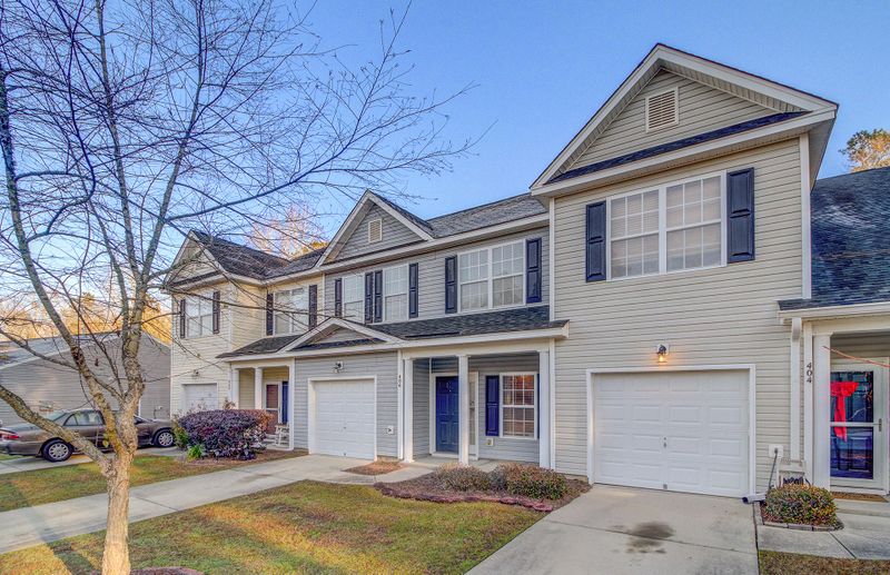 406 Savannah River Dr, Summerville, SC 29485
