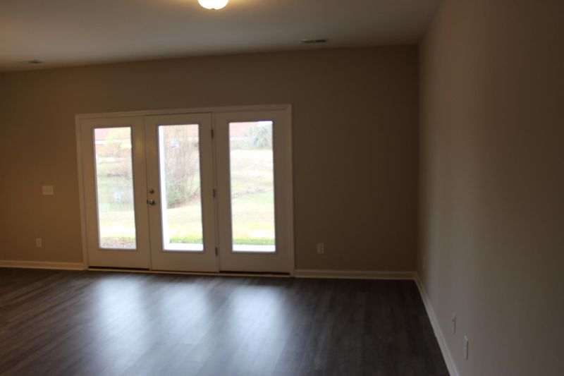 204 Buchanan Cir, Goose Creek, SC 29445