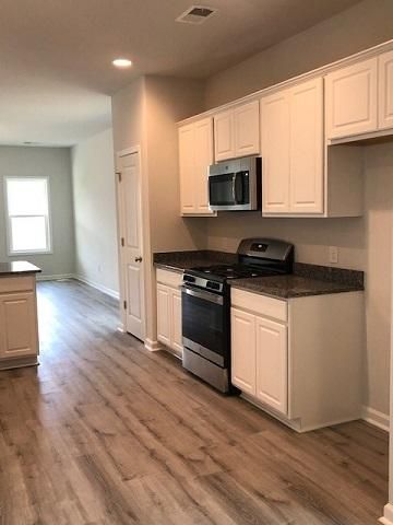 164 Hyrne Dr, Goose Creek, SC 29445
